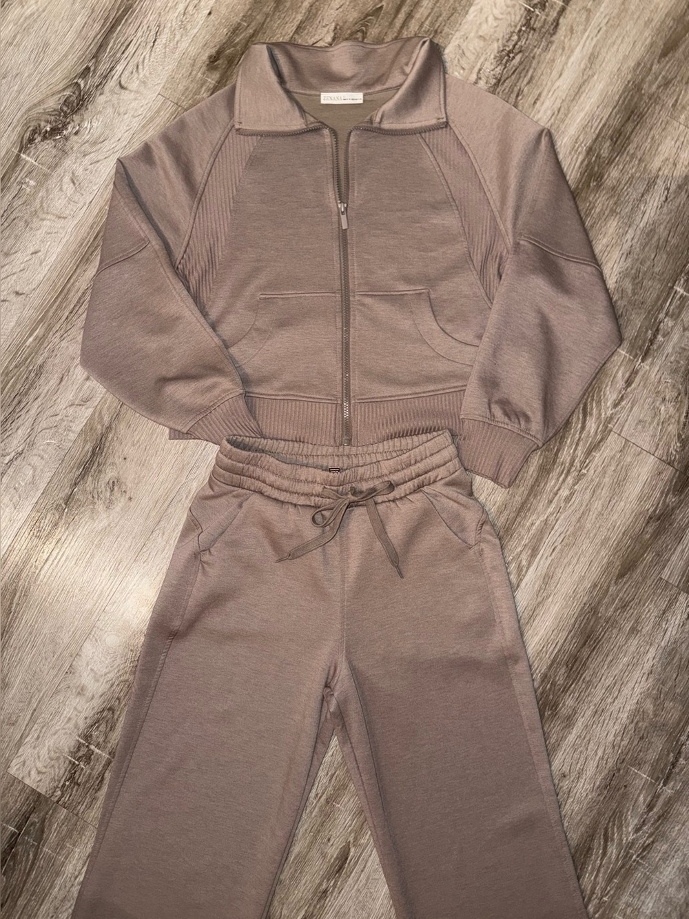 Loungewear Set Full Zip and Pants Mocha Light Brown size Small